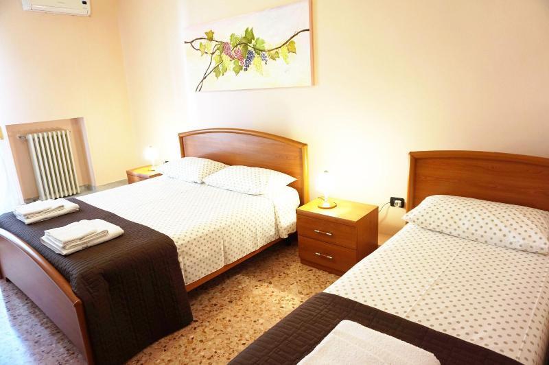 B&B Piazza 300Mila Лечче Екстер'єр фото