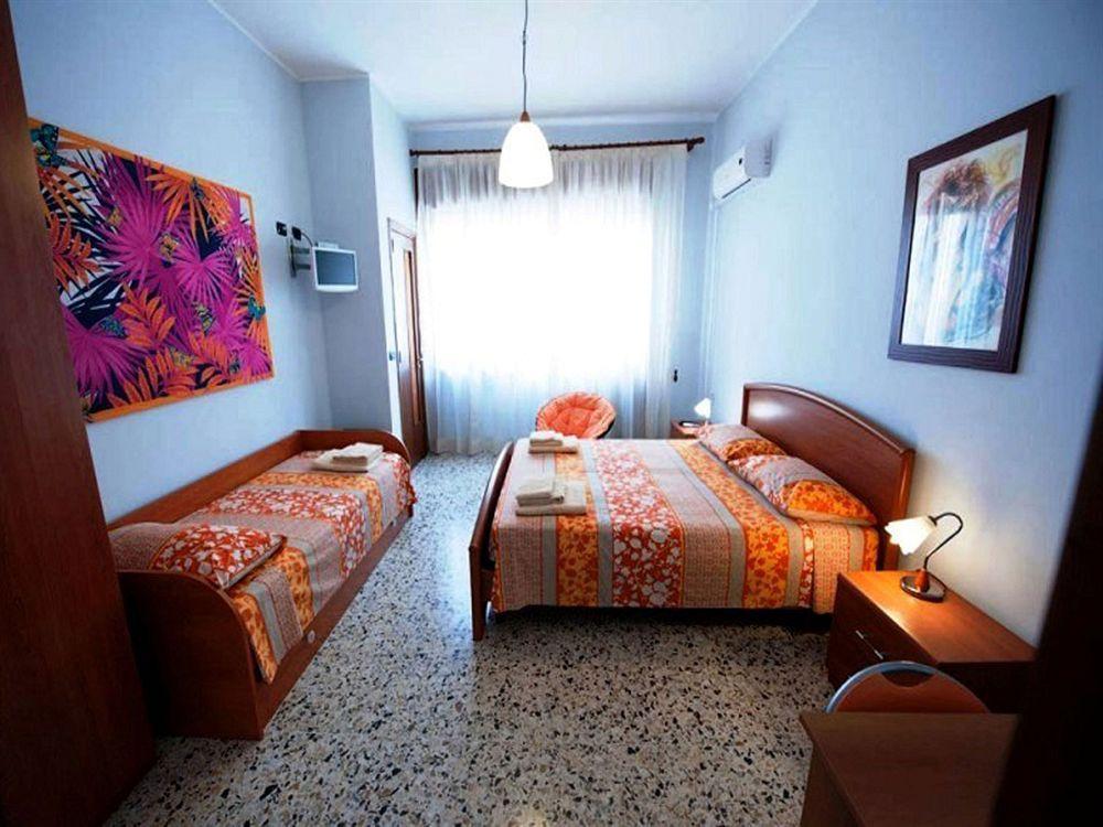 B&B Piazza 300Mila Лечче Екстер'єр фото