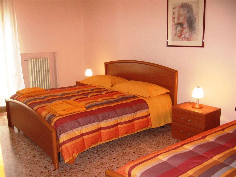 B&B Piazza 300Mila Лечче Екстер'єр фото
