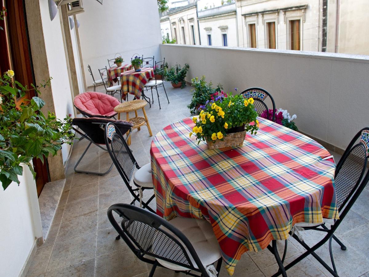 B&B Piazza 300Mila Лечче Екстер'єр фото
