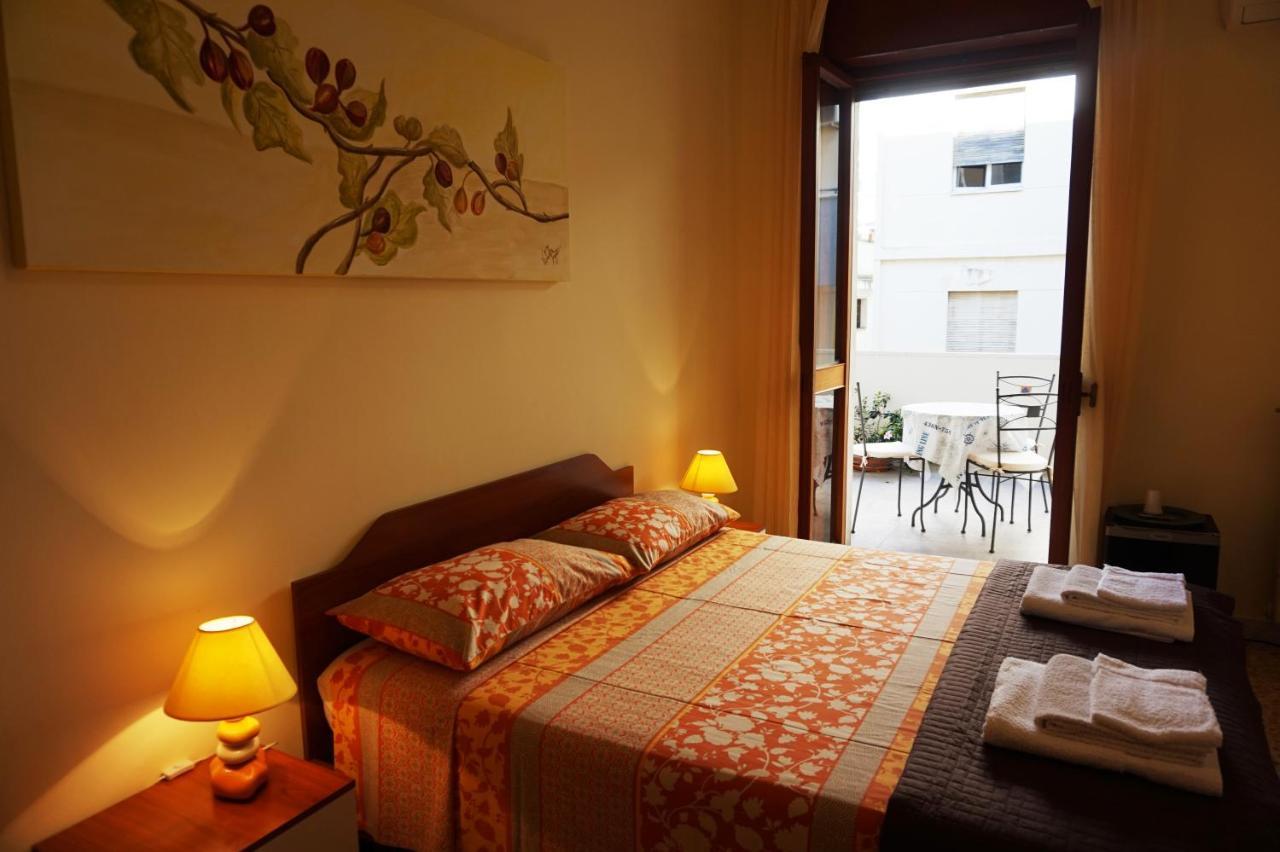 B&B Piazza 300Mila Лечче Екстер'єр фото